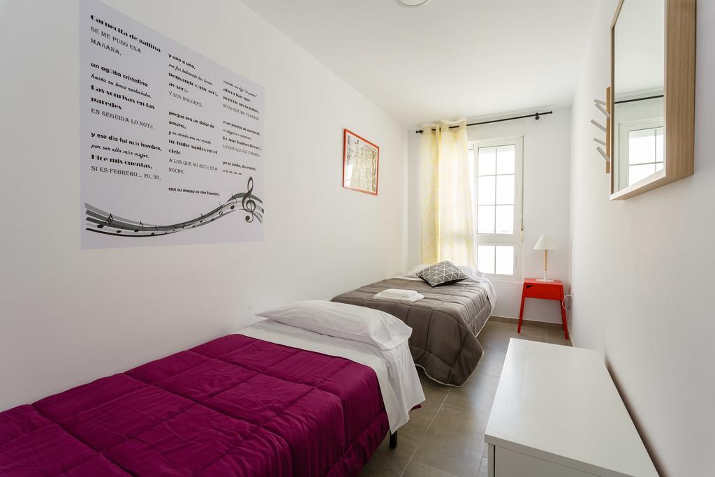 Pasacalles By Cadiz4rentals *